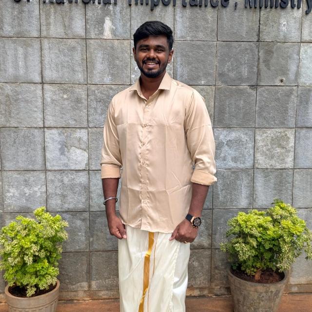 Vigneshwaran J R